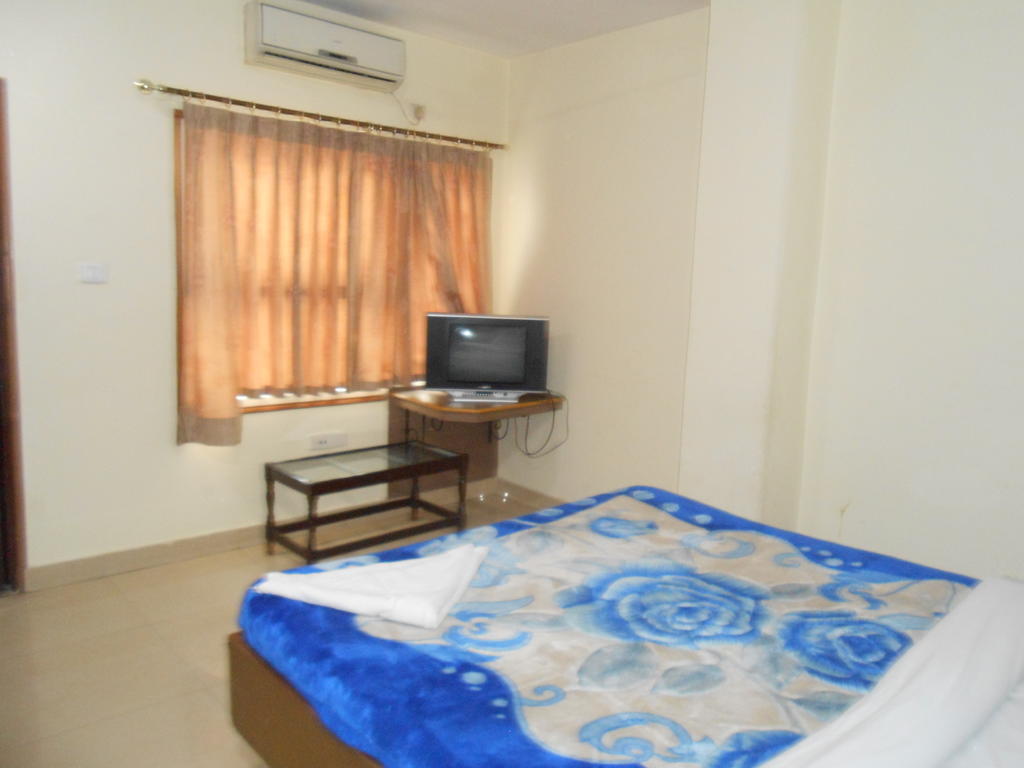 Hotel Fame City Guwahati Quarto foto