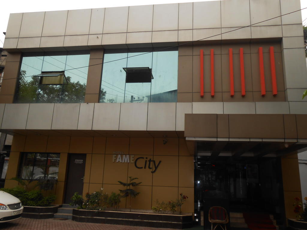 Hotel Fame City Guwahati Exterior foto