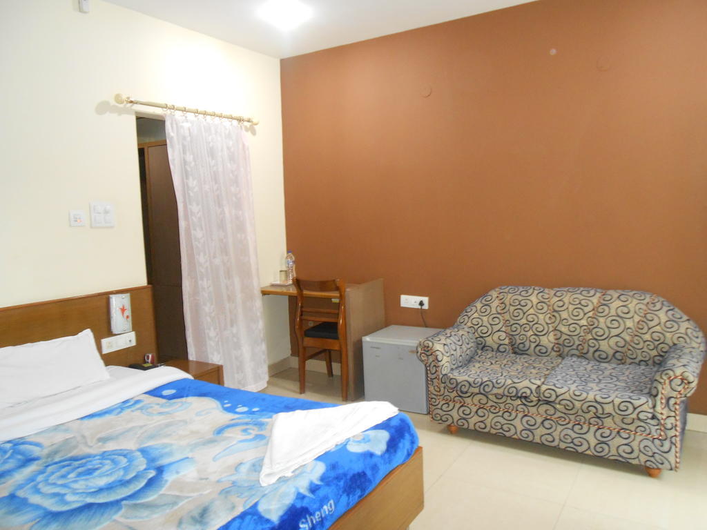 Hotel Fame City Guwahati Quarto foto